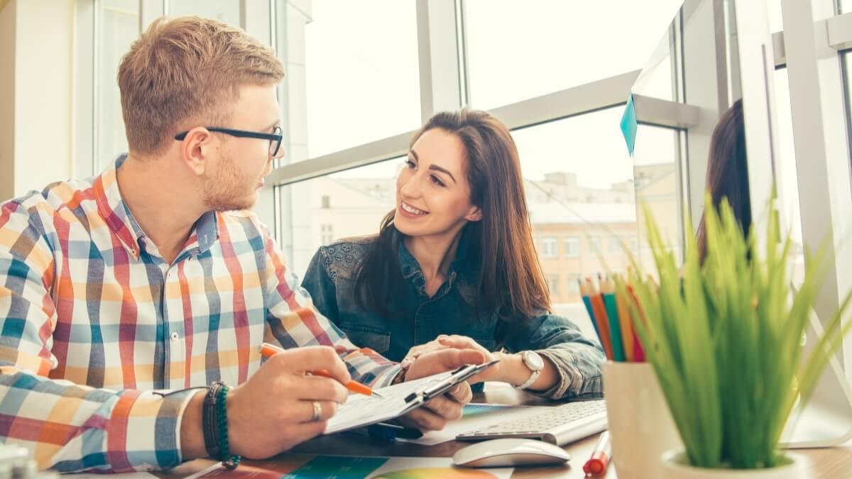 ¿Cuánto cuesta la carrera de negocios internacionales?